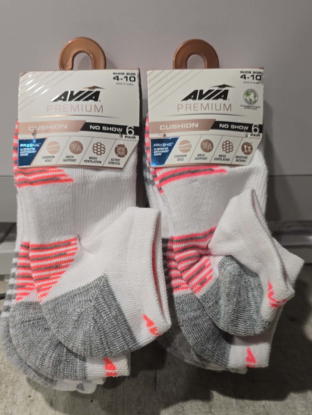 Avia Premium Men’s No-Show Cushion Socks - White with Pink Accent